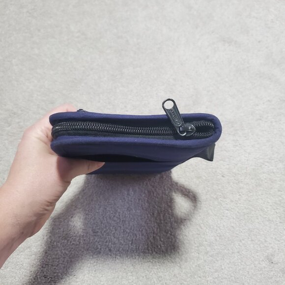 L.L. Bean Travel Document Passport Wallet Carrier Holder Nylon Navy Blue Black - Picture 5 of 10